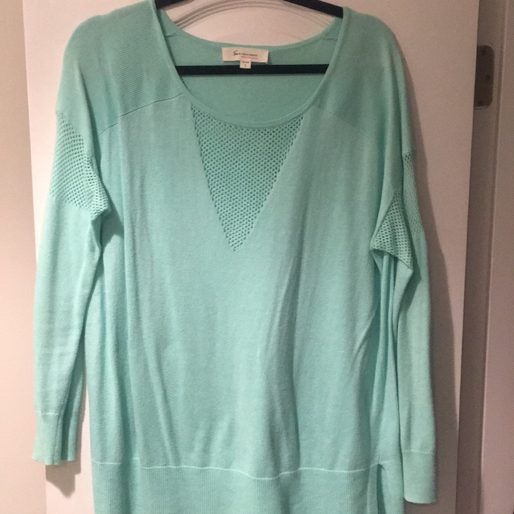 Two by Vince Camuto sweater